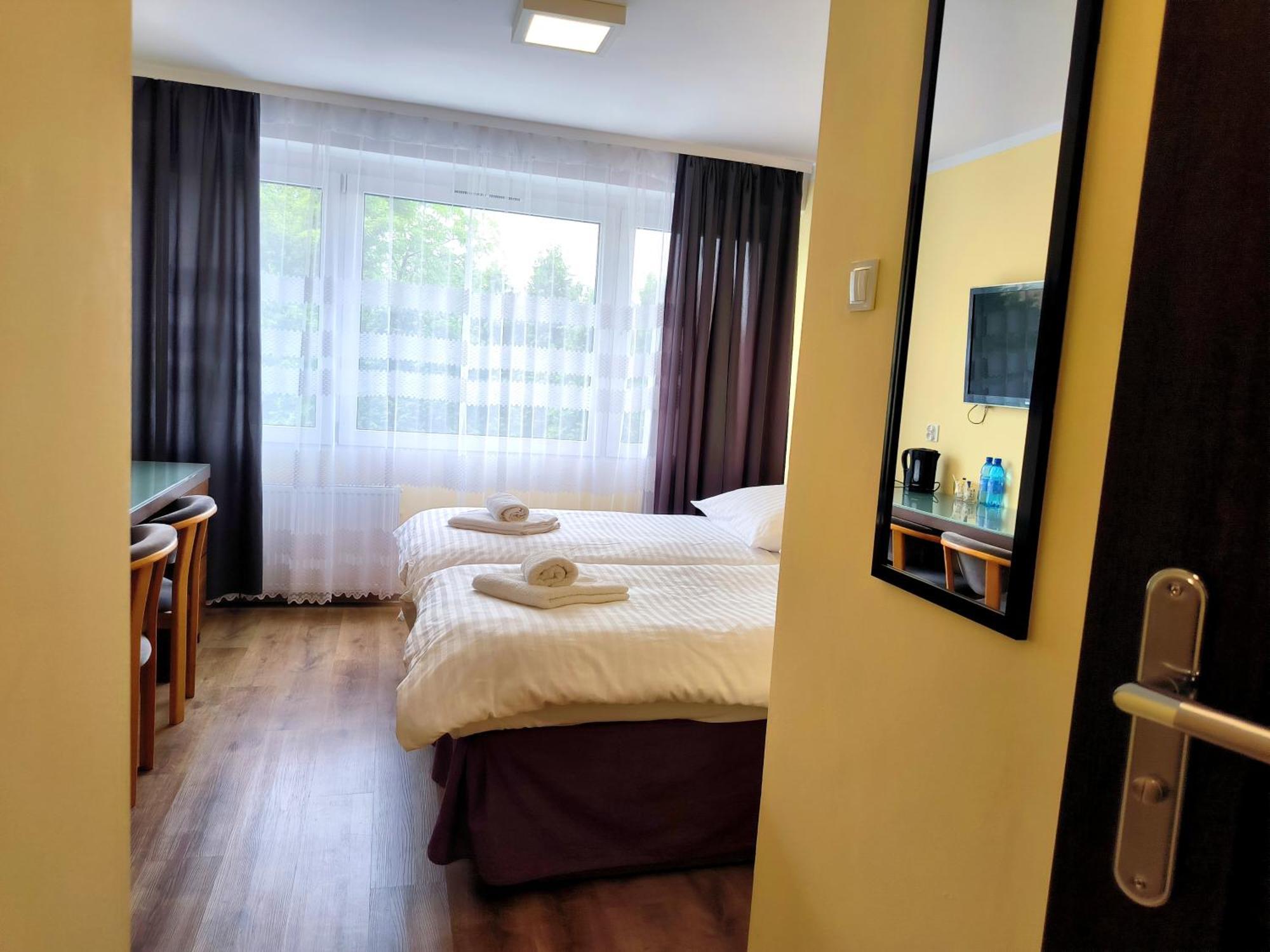 Arkadia Hotel Kielce Luaran gambar