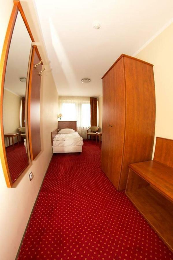 Arkadia Hotel Kielce Luaran gambar